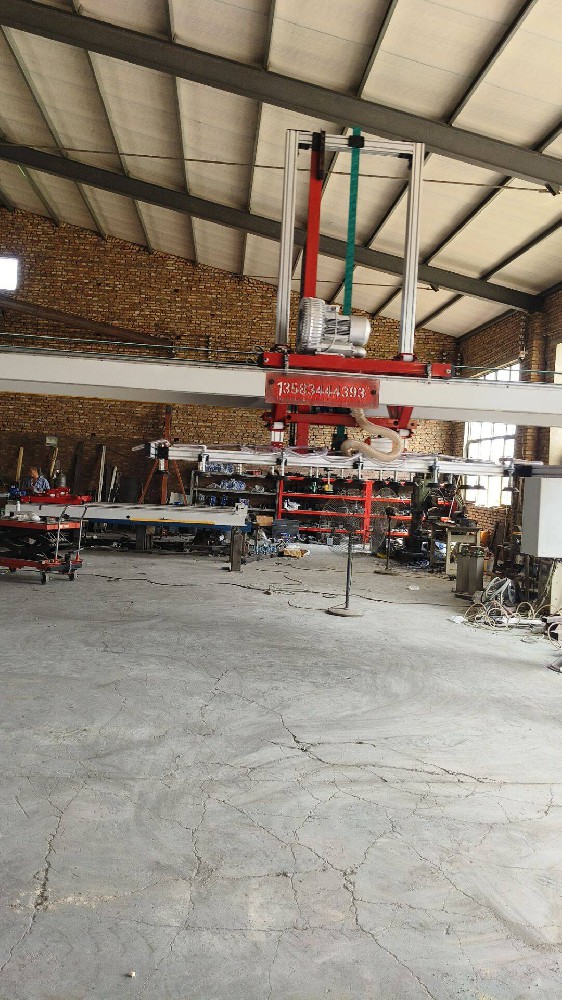 木板材码垛机厂家济南金瑞祥工厂可定制尺寸吗？